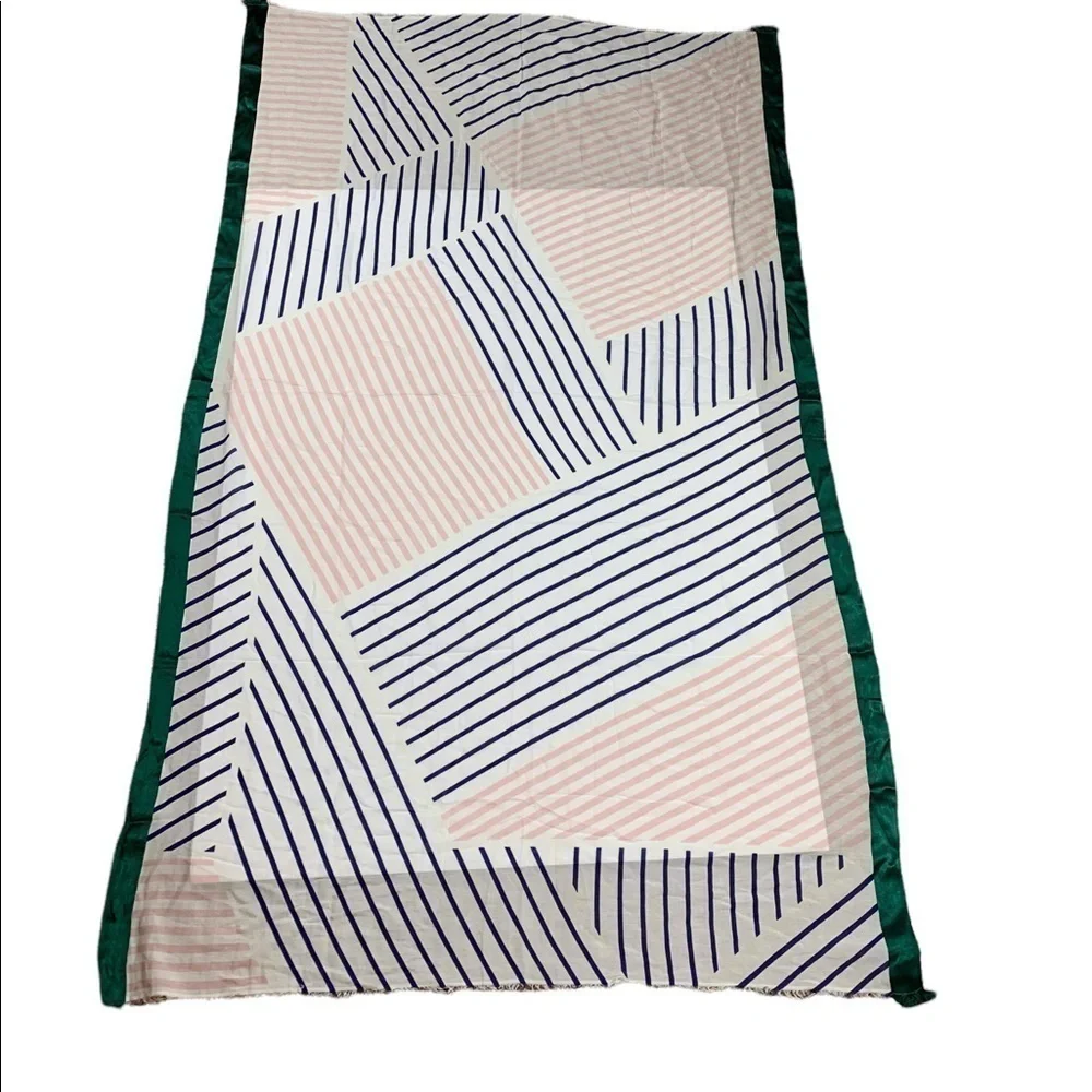 Ann Taylor many different